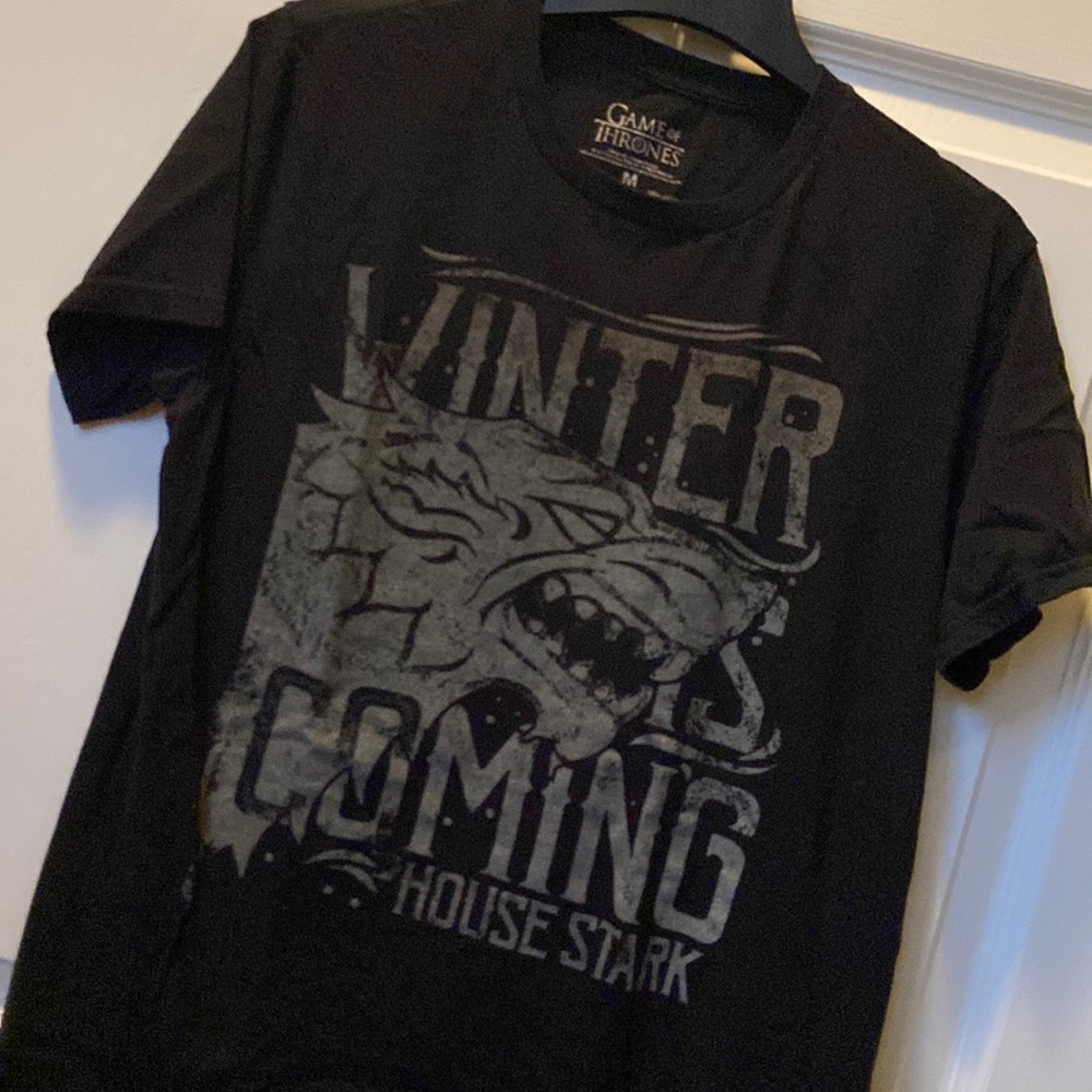 Game of Thrones “Winter is Coming” House Stark black t-shirt medium